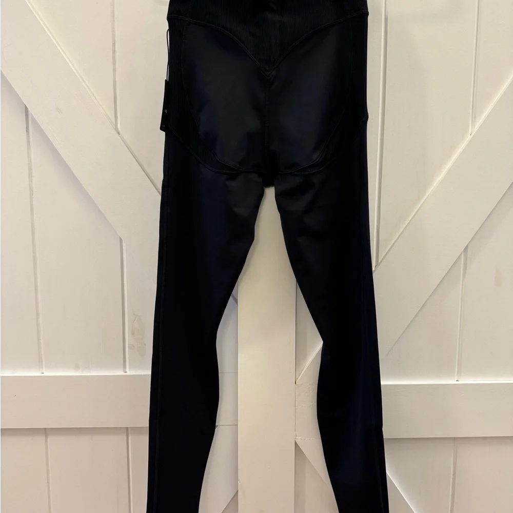 Savage X Fenty Rihanna CURVE ALERT HIGH-WAIST RIB LEGGING - Picture 6 of 8